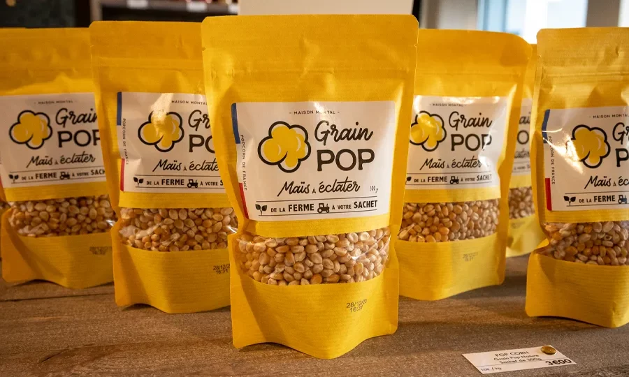 image d'un paquet de pop corn grain pop dans le magasin auxdixvins